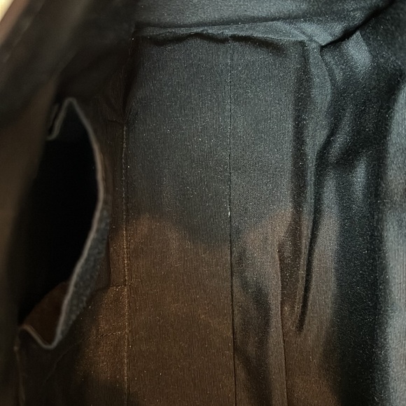 Coach Hampton signature flap satchel. Smoke free and pet free home. - Picture 15 of 16